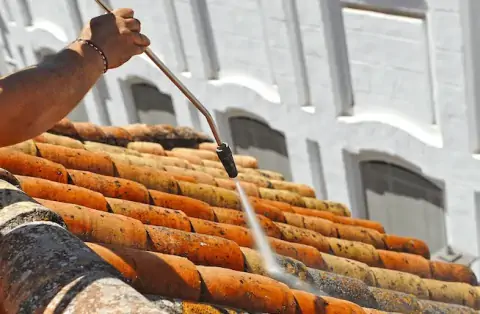 Nettoyage de toitures - Chalautre-la-Petite